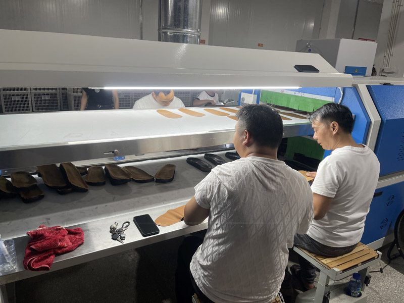 DINGMAO Automated Footwear Assembly Line with Infrared Activation Tunnel